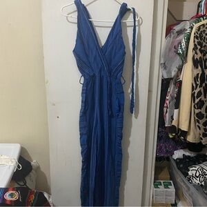 Blue V-Neck Sleeveless Maxi Dress